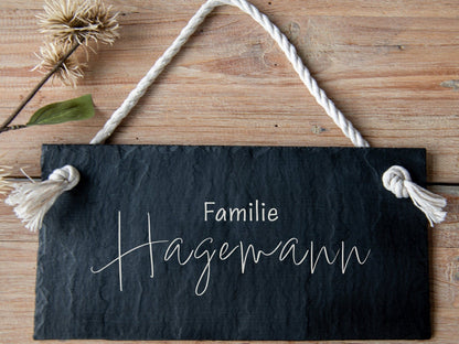 Türschild Schiefer Familie mit Kordel, personalisiertes Türschild, Schieferschild, Hochzeitsgeschenk, 30 x 15 cm - Surprisely 