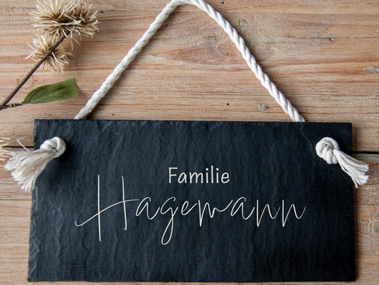 Türschild Schiefer Familie mit Kordel, personalisiertes Türschild, Schieferschild, Hochzeitsgeschenk, 30 x 15 cm - Surprisely 